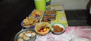 WARUNG NASI UDUK DAN SORABI BI NENTI