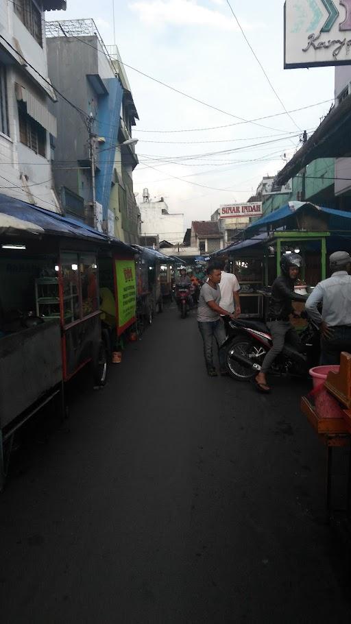 AYAM GORENG SARI RASA