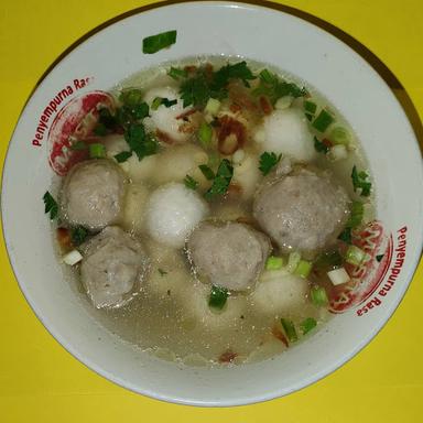 BASO ACI MANG WAWAN (BMW)