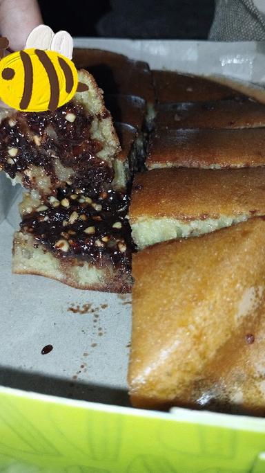 MARTABAK BANDUNG SPESIAL