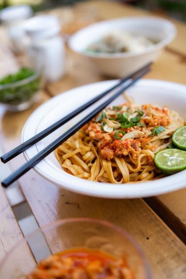 MIE BAKSO AMAZON