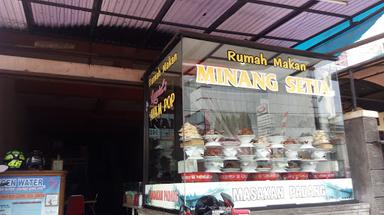 RUMAH MAKAN MINANG SETIA MASAKAN PADANG