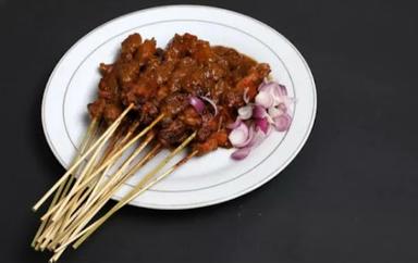 SATE AYAM DAN KAMBING SUNDA RASA