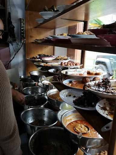 WARUNG NASI KHAS SUNDA KARACAK