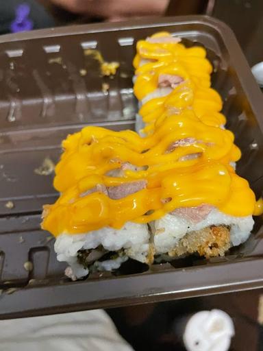 TANOSHII SUSHI