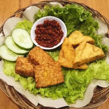 KING UDUK RAJANYA NASI UDUK