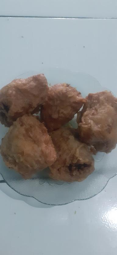 PISANG GORENG KREMES DAN TAHU MERCON PEDAS BAROKAH