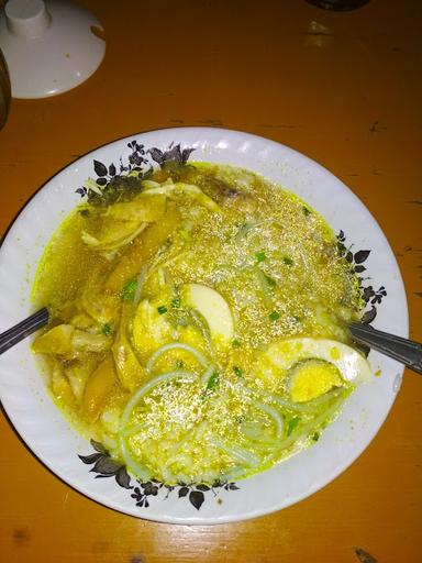 SOTO AYAM KAMPUNG CAK IPIN