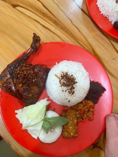 BEBEK TRISNO KETINTANG SURABAYA