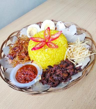 NASI KUNING LS BUNDA EFI