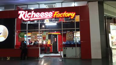 RICHEESE FACTORY