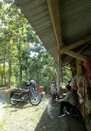 WARUNG SOTO & CENDOL DAWET MBAK TINI