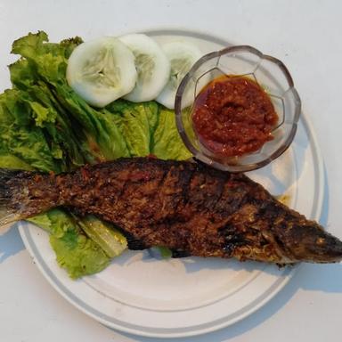 IKAN BAKAR WARUNG IJO