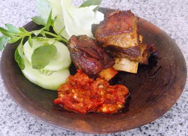 RM SEGO SAMBEL CAHARI/SOP KLATEN PAK HAR