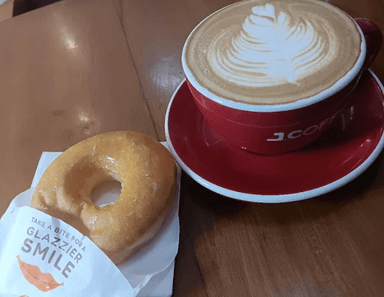 JCO DONUTS AND COFFEE SUMMARECON BANDUNG