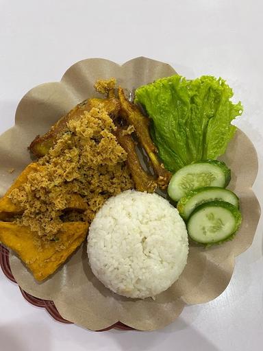 AYAM KALASAN SEHATI KHAS YOGYA