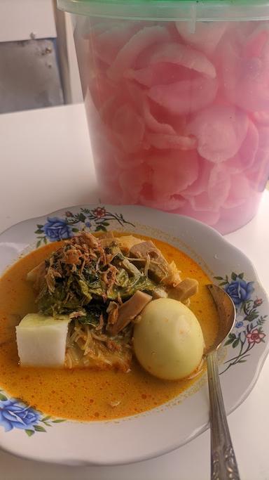 LONTONG SAYUR PADANG RIUNG