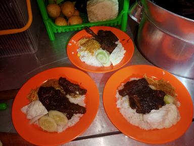 NASI BEBEK CAK NURUL KHAS MADURA