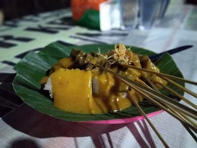 SATE PADANG MEYLAN, ADIPURA