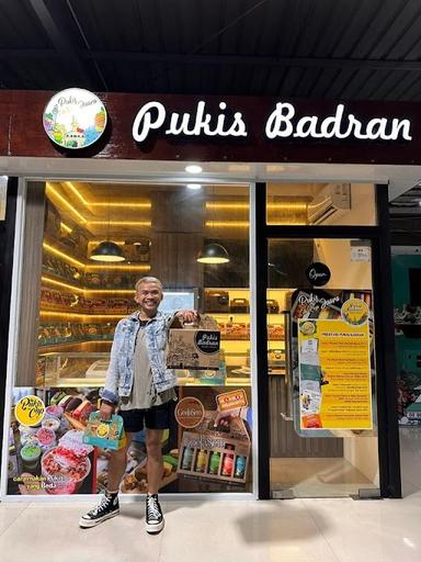 PUKIS BADRAN CABANG STASIUN TUGU YOGYA