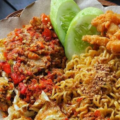 KEDAI MAKAN PAK BUDI KOYOR