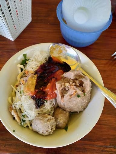 BAKSO LEGEND CIJUREY