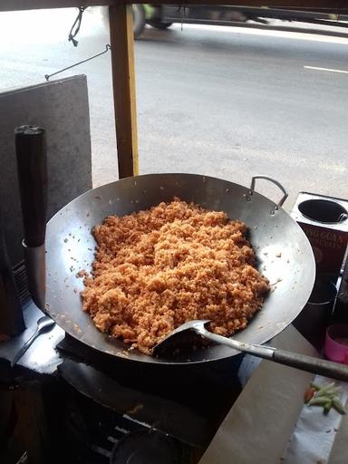 WARUNG NASI GORENG & MIE GORENG