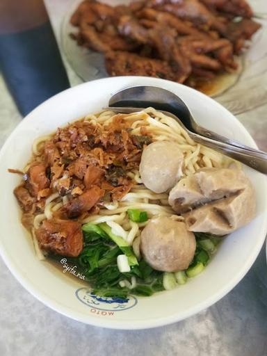 MIE AYAM & BAKSO NARIMO