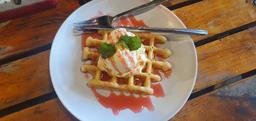 Photo's Many Pany Pancake & Waffle