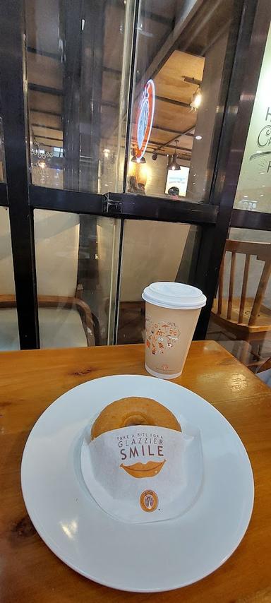 J.CO DONUTS & COFFEE - PLAZA SURABAYA