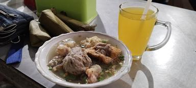 BAKSO TETELAN PAK KAM