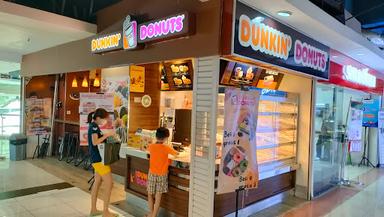 DUNKIN' DONUTS