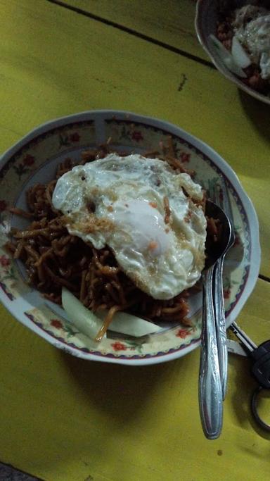 NASI GORENG PAK KUMIS