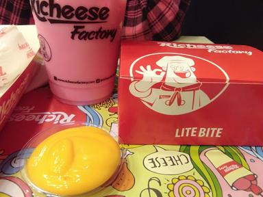 RICHEESE FACTORY - PLAZA SURABAYA