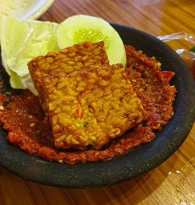 WARUNG BU KRIS - KAYON