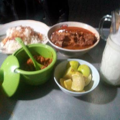 WARUNG GULE IGA SAPI PUSURA