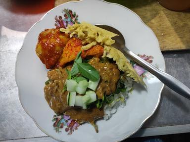 WARUNG NAYARA