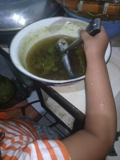 AULIA AYAM GORENG DAN BEBEK GORENG