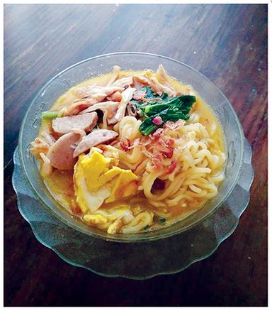 AYAM GEPREK & BAKMIE JOWO BU TIK