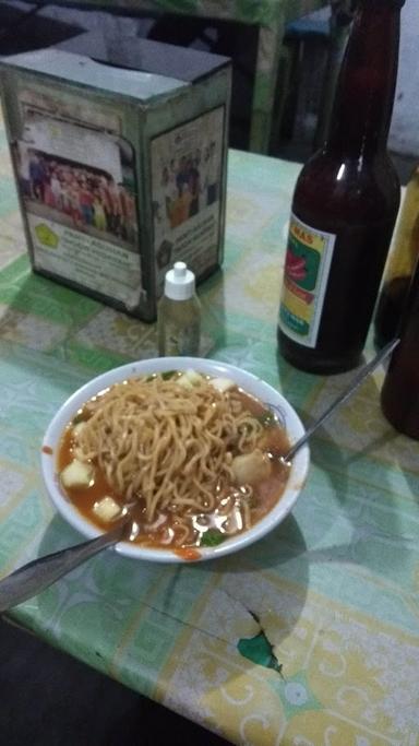 MIE AYAM DAN BAKSO URAT SEMAR MIE AYAM RP 8000 DAN BAKSO URAT RP 10.000