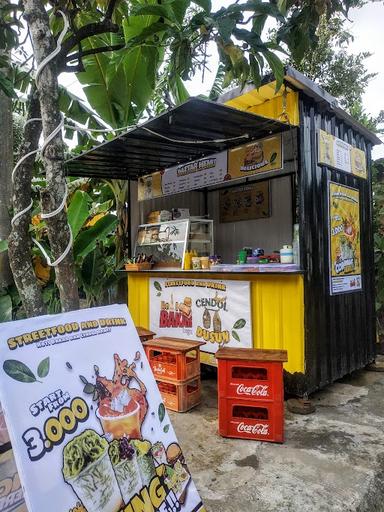 ROTI BAKAR TUGU & CENDOL DUSUN SEDAYU