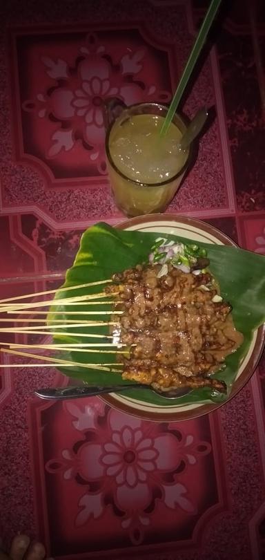 SATE AYAM & KAMBING PAK IMAN