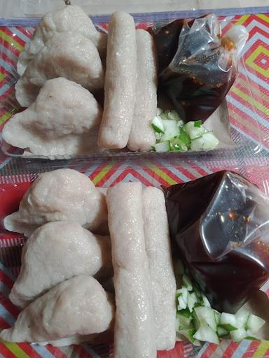 PEMPEK PALEMBANG & TEKWAN PAK HERMAN