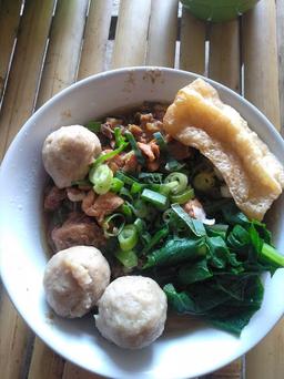 Photo's Bakso & Mie Ayam Solo Monggo Mas 4