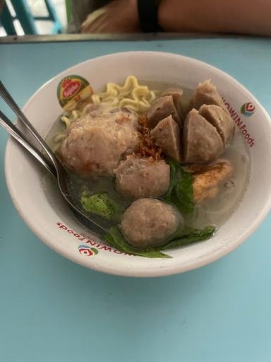 BAKSO SOLO MONGGO MAS PEMUTERAN