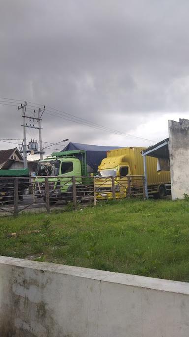 WARUNG JAWA PAK IMAM