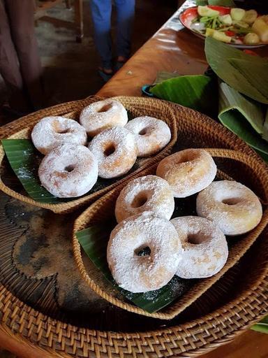 ANGKRINGAN BALE LOMBOK