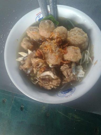 RUMAH MAKAN BAKSO ENAK GUNUNG MALANG