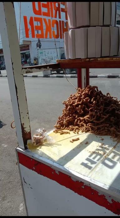 MIE AYAM BAKSO PRENG PETUNG