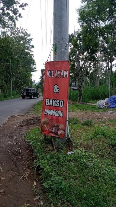 MIE AYAM DAN BAKSO WONOGIRI PAK RUSLAN